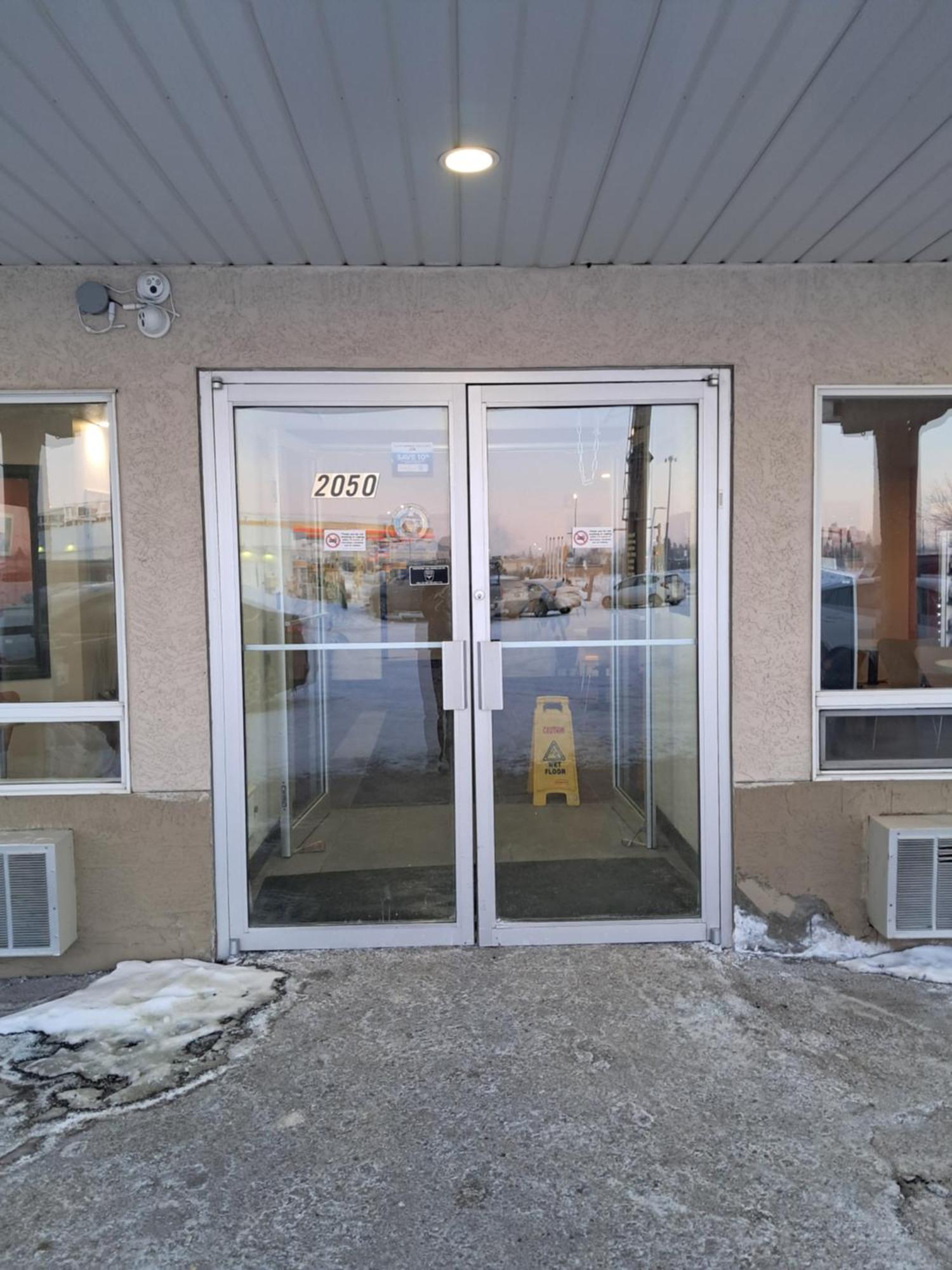 Motel 6-Regina, Sk Luaran gambar